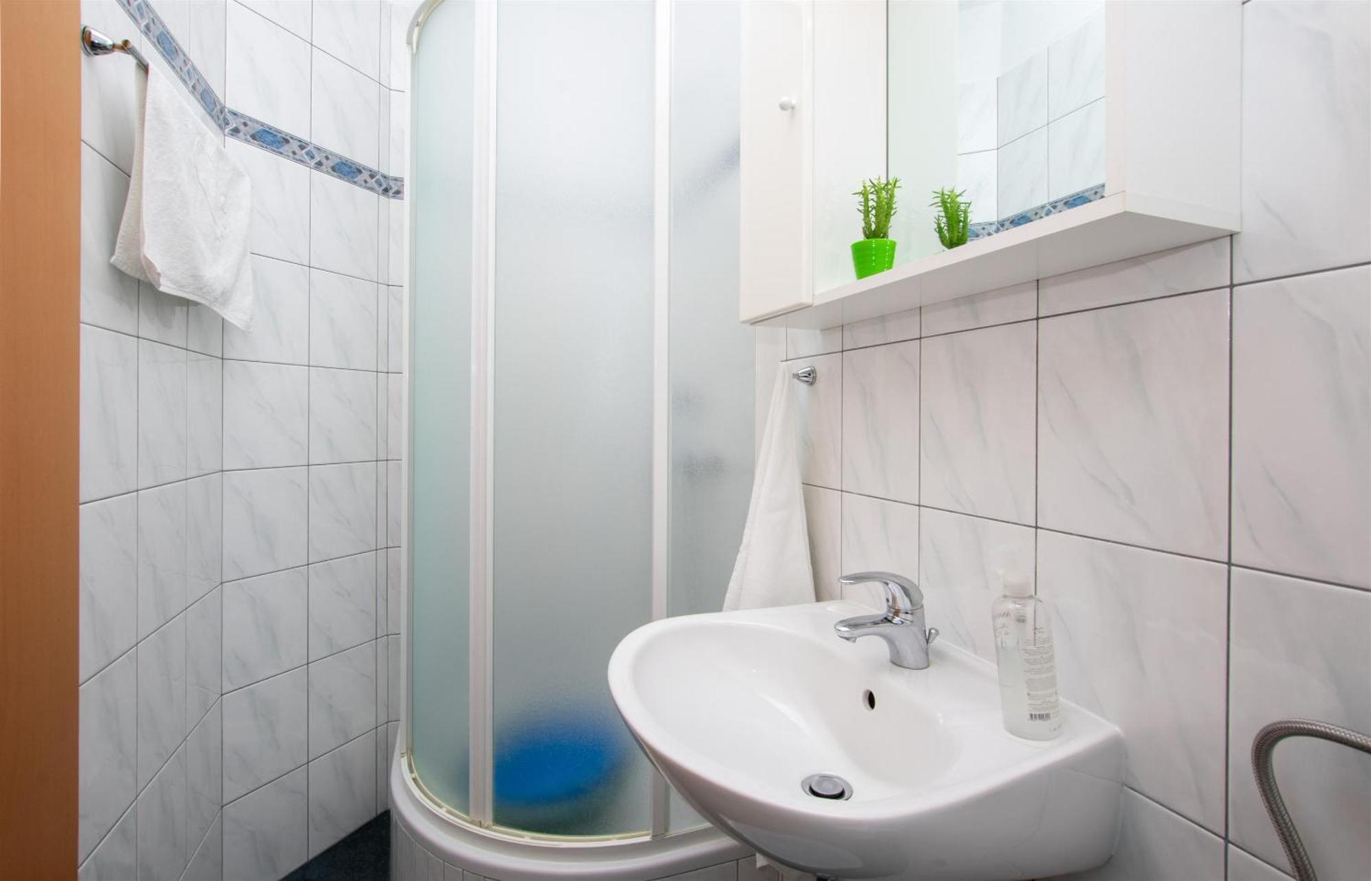 Apartment Zdravko オミシュ エクステリア 写真