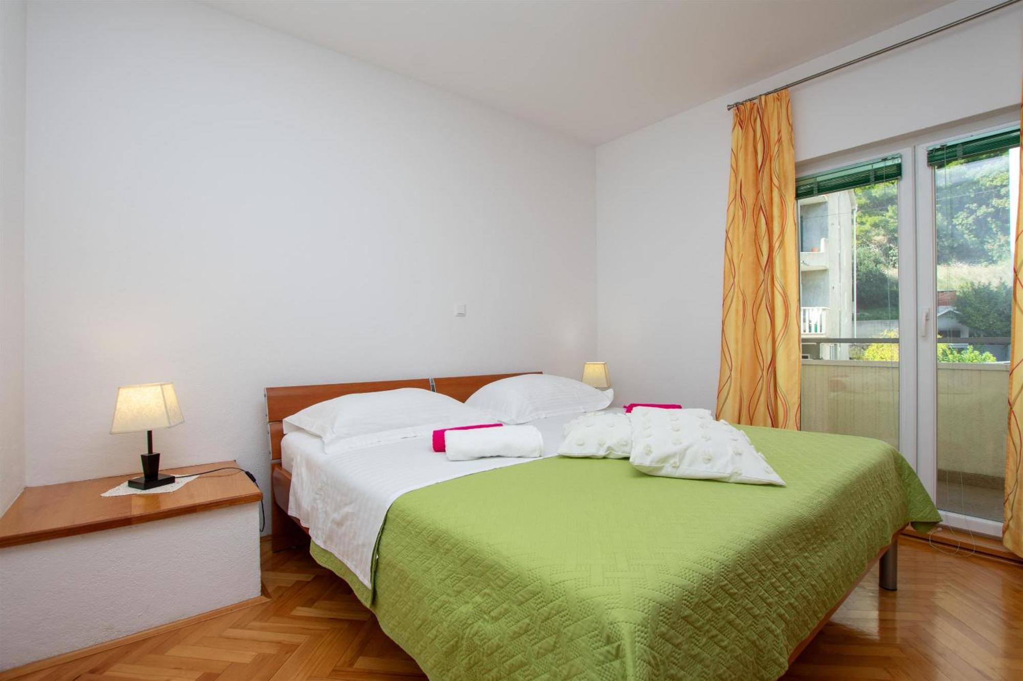 Apartment Zdravko オミシュ エクステリア 写真